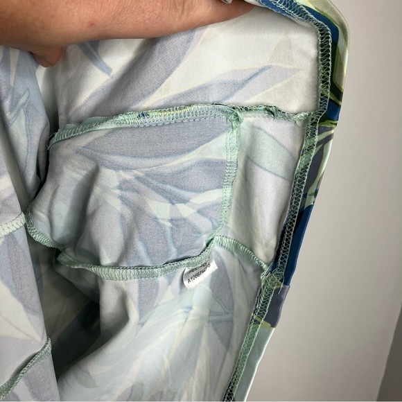 Hang Ten UV protection long sleeve tee rashguard size small - Picture 5 of 9